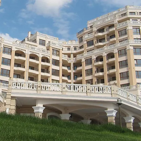 Cabacum Beach Apartment Golden Sands
